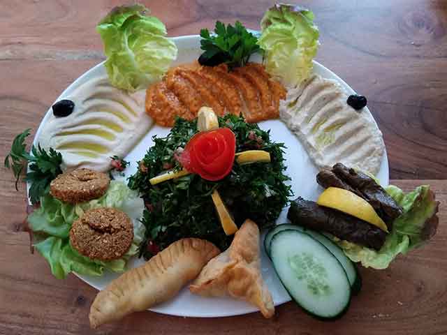 Meze_Restaurant_Mitra